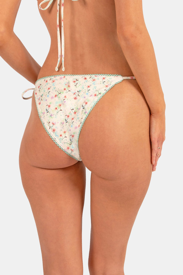 Lana Lace String Bikini Bottom | Pixie Dream - MICICCA